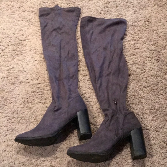 Grey suede thigh high boots - Picture 1 of 1